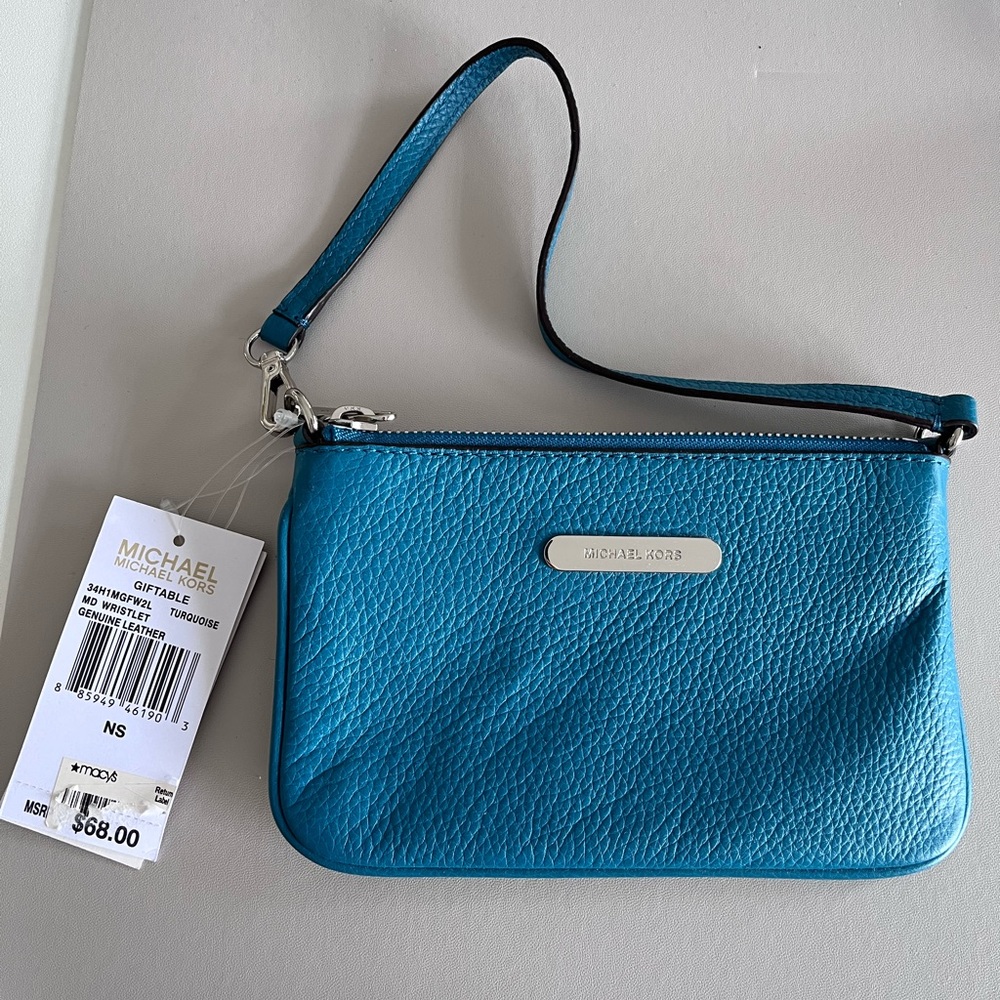Michael Kors Wristlet - new with tags
